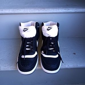 Nike Sky Team 87 mid